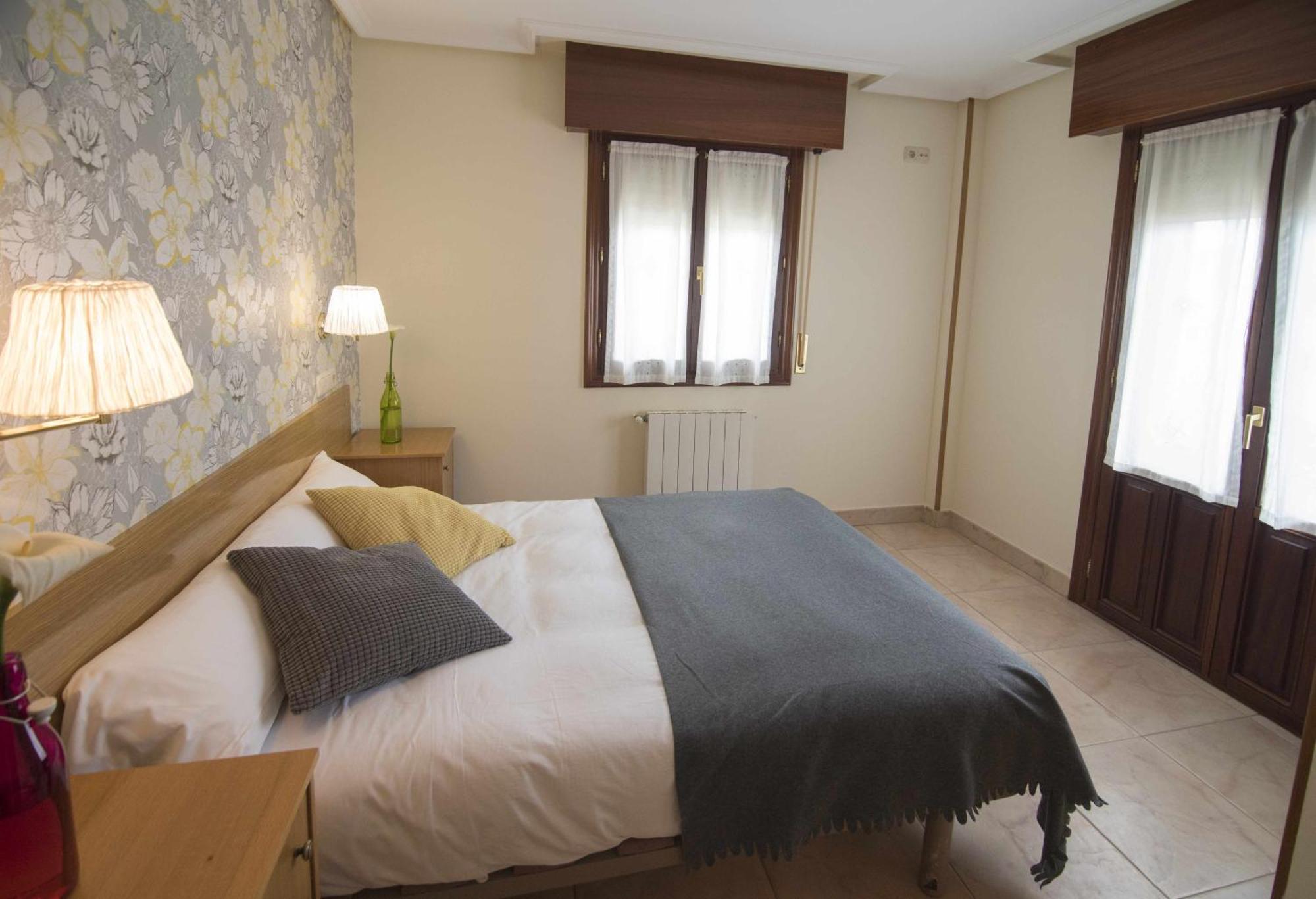 Apartamentos Mugarri Povena Ngoại thất bức ảnh
